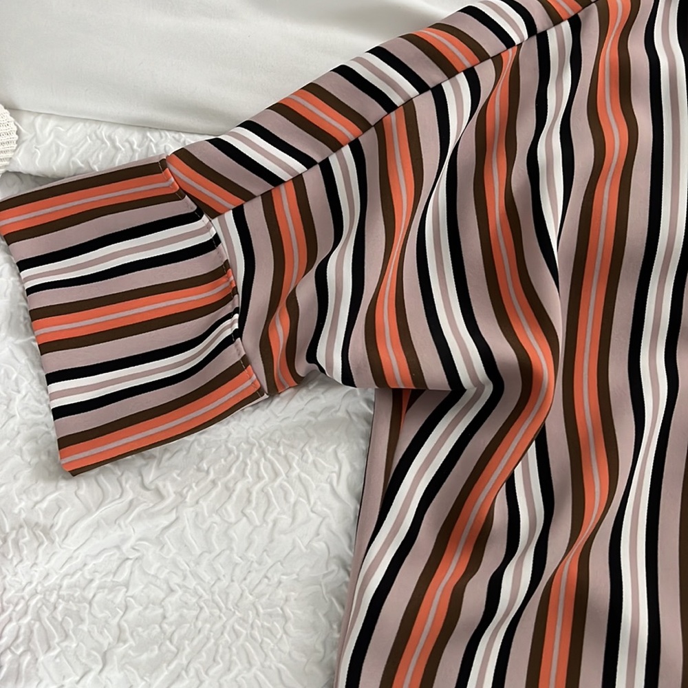 Express Striped Blouse - Picture 2 of 5